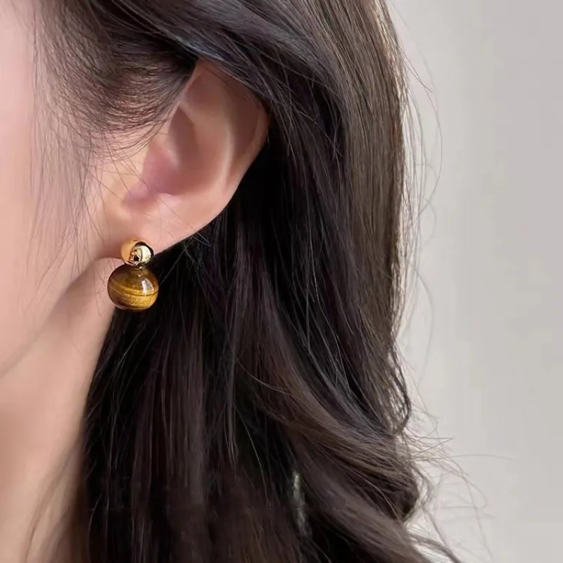 2026 New Mirad French Retro Luxury Double Ball Tiger Eye Stone Light Luxury Earrings Jewelry Gifts