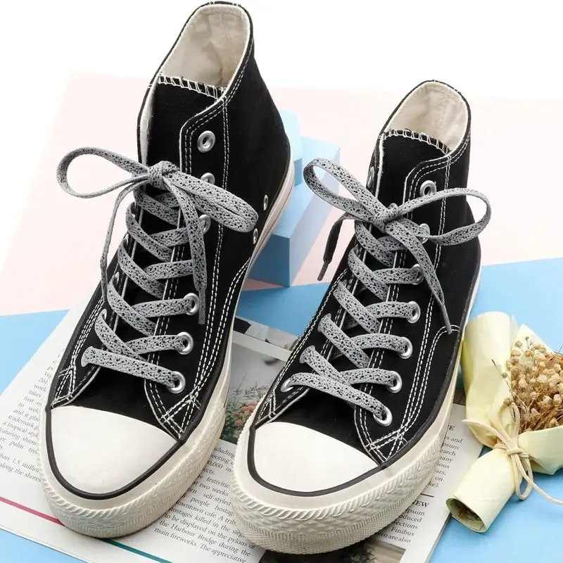 1 Paar bedruckte, flache Schnürsenkel für Sneaker, farbige Sport-Schnürsenkel, Schnürsenkel mit Tintenfleck-Motiv, 0,8 cm breit, für Freizeitschuhe und Sneaker. – Detail 4