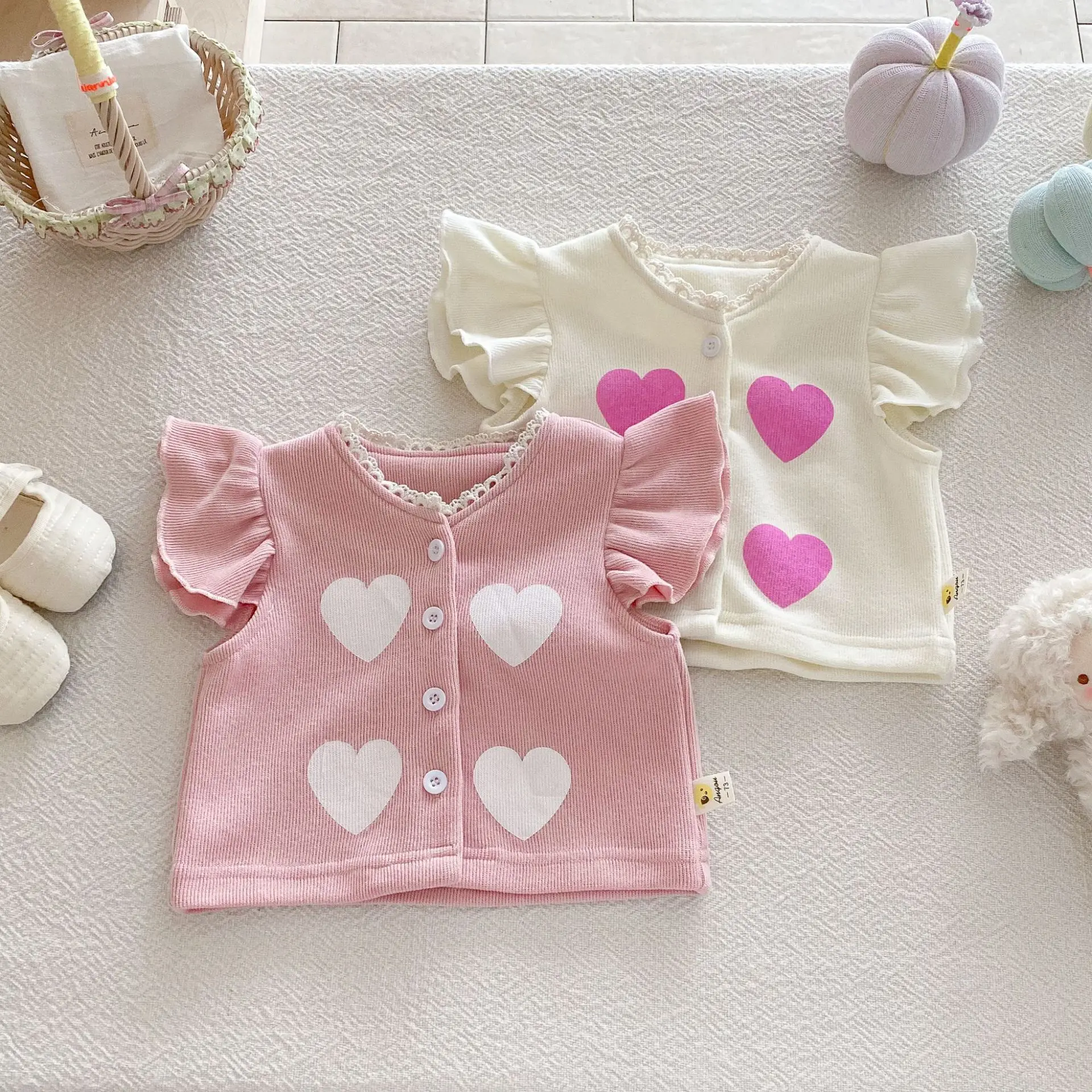 2025 Autumn Korean Children Clothing Spring Girls Baby Love Vest Fashionable Infant and Young Children Cardigan Vest Trendy