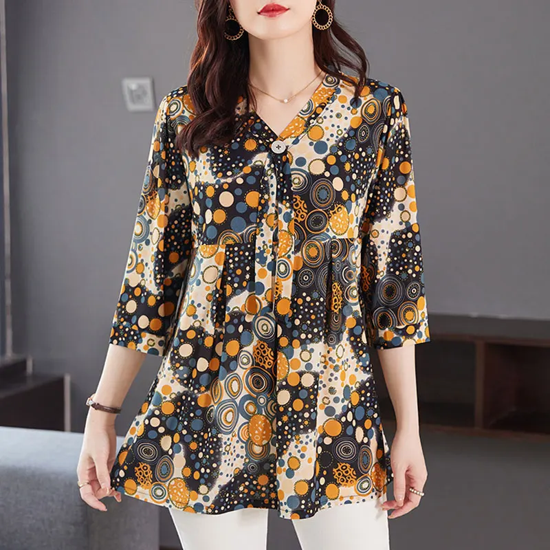 

Commute Broken Flowers Shirt Vintage Printed Female Clothing 3/4 Sleeve Spring Summer Casual V-Neck Stylish Folds Spliced Blouse