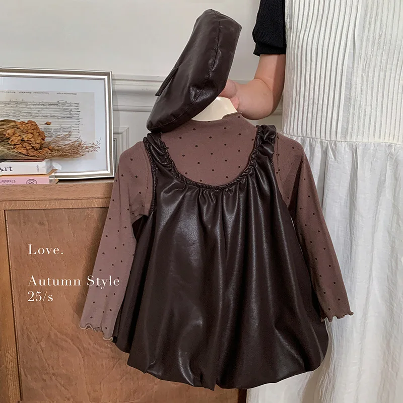 

Girls' Autumn Suit 2025 New Children Fashionable and Good-looking Polka Dot Top Sleeveless Leather Skirt Two-piece Set