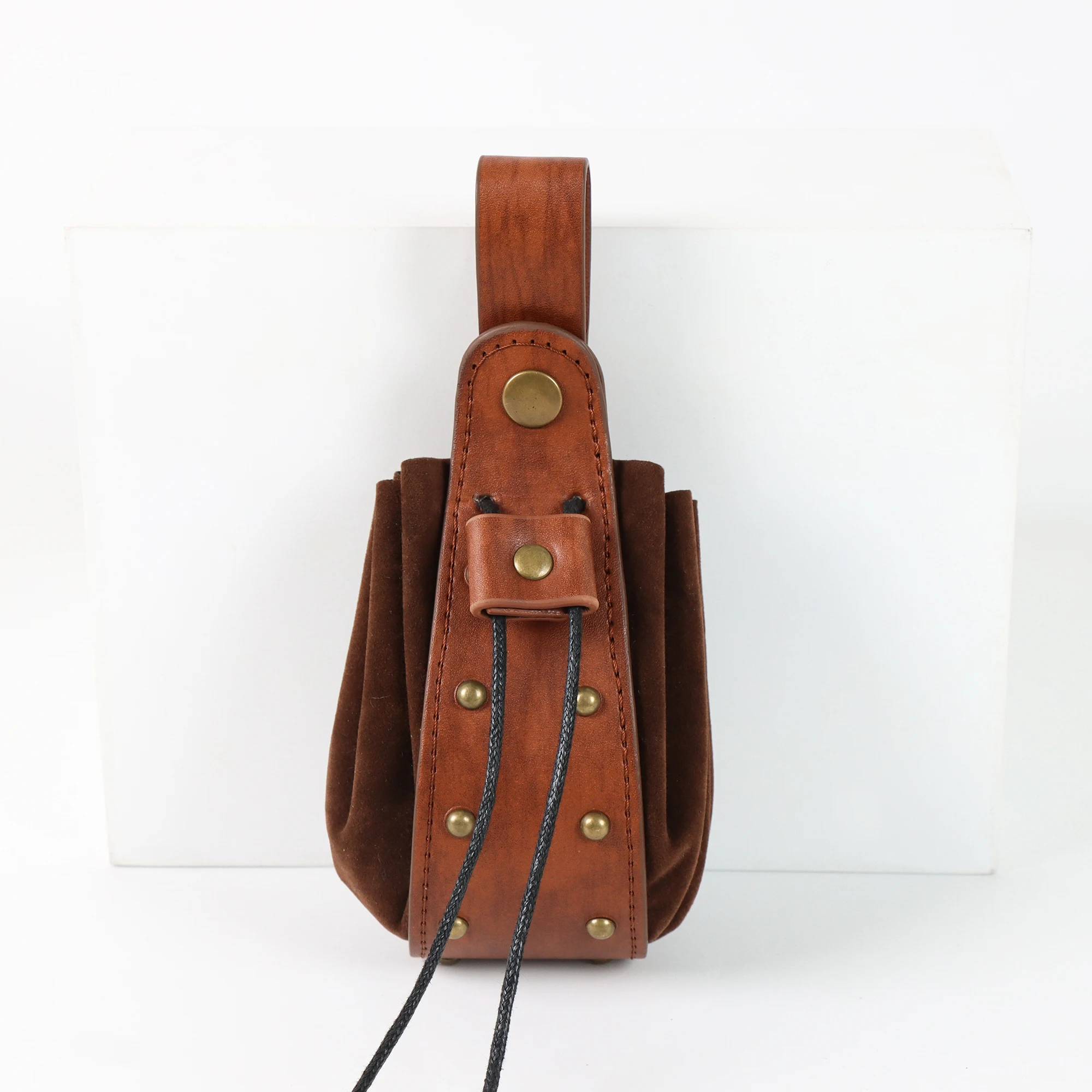Ceinture de jeu rétro médiéval, pièce de monnaie en cuivre de la Renaissance, sac de taille, chevalier viking, clip de jupe, porte-clés, accessoire de jeu d'Halloween