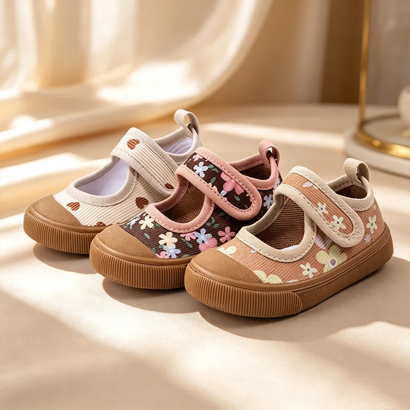

Baby Girls Heart Print Canvas Sneakers for Valentine's Day Gift, Kids Floral Anti-Kick Spring Footwear