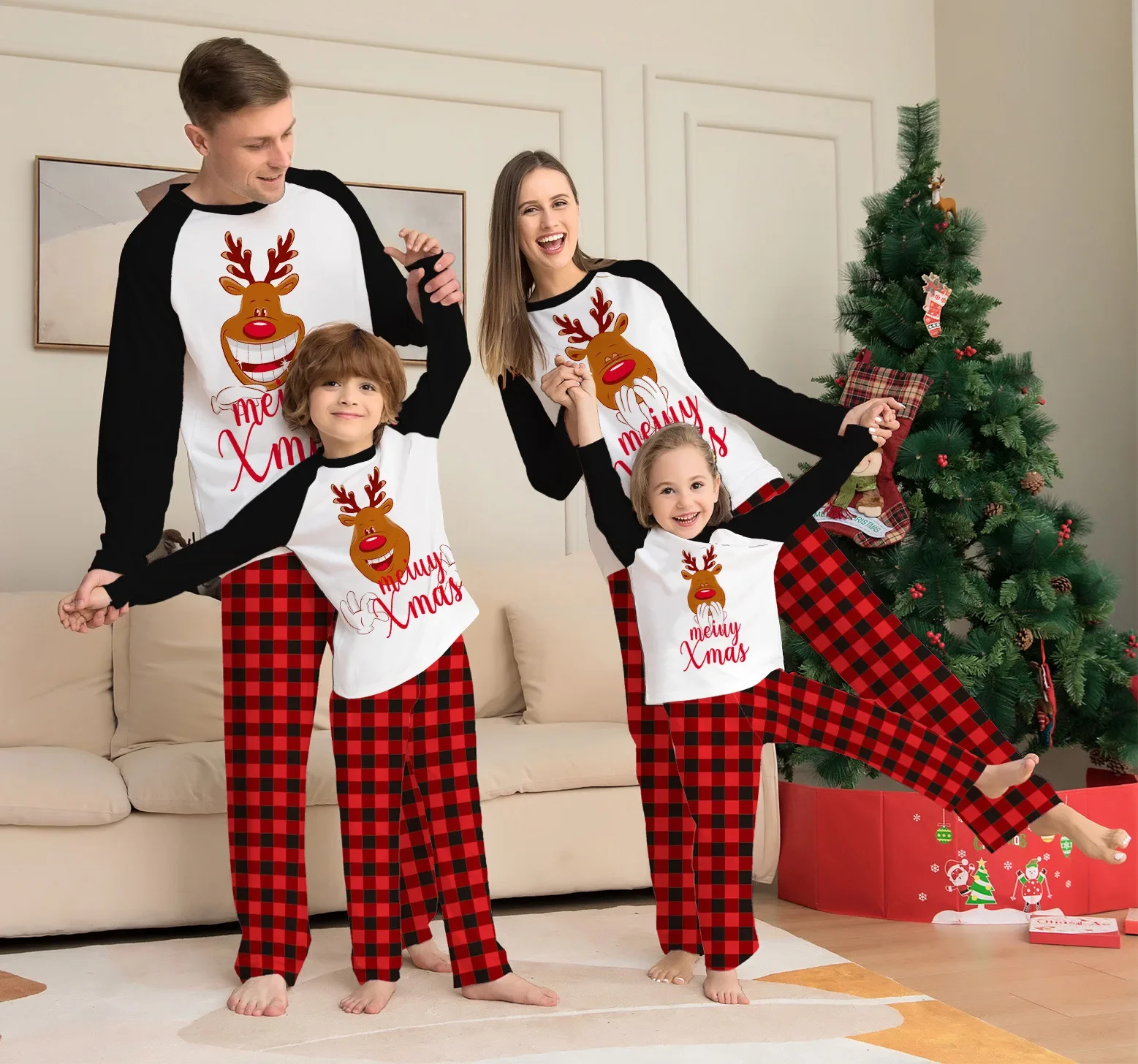 Women Men Boys Girls Clothing Set Christmas Family Matching Outfits Cartoon Print Pajamas Baby Romper Pjs Xmas Look Sleepwear