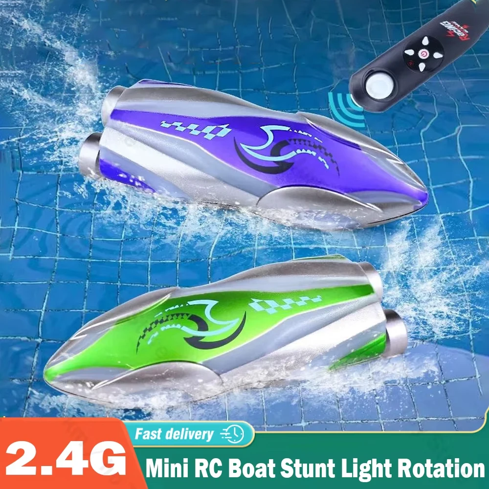 Mini bateau RC cascadeur lumière 360 Rotation télécommande hors-bord bateau avec lumière LED paume bateau eau jouet piscine jouets modèles cadeaux