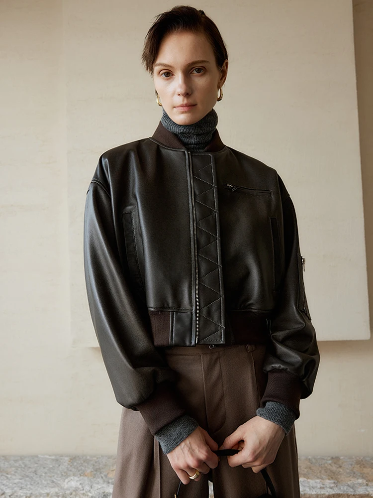 Vintage abgeschnittene Bomberjacken aus echtem Leder für Damen, Frühling und Herbst 2022, neuer High-End-einfacher, lässiger schwarzer Mantel aus echtem Schaffell