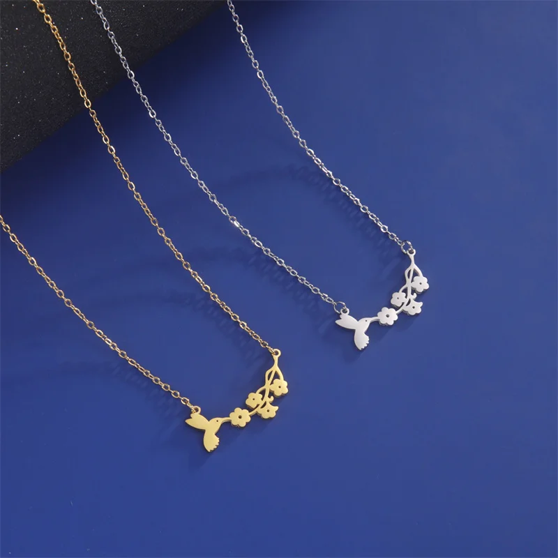 Klassische Goldfarbe Edelstahl Halskette für Frauen Kette Halsreif Mond Kaktus Anhänger Halskette Schmuck Geburtstags geschenk Großhandel – Detail 22