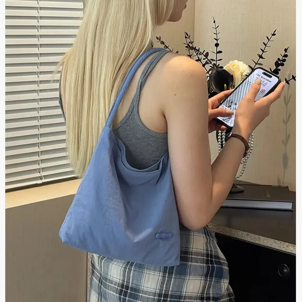 

Korean Style Ins 2025 New Ladies Handbag Solid Color Simple Casual Versatile Lightweight Nylon Fabric Female Single Shoulder Bag