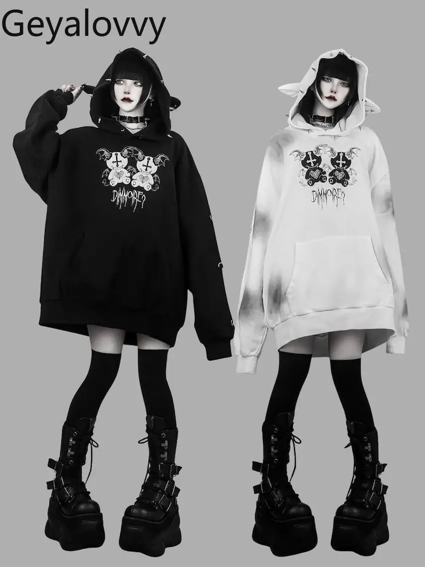 

Japanese Harajuku Style Sweet Cool Printed Rivet Decorated Sweatshirt Gothic Punk Style Loose Mid-Length Hoodie Pullover