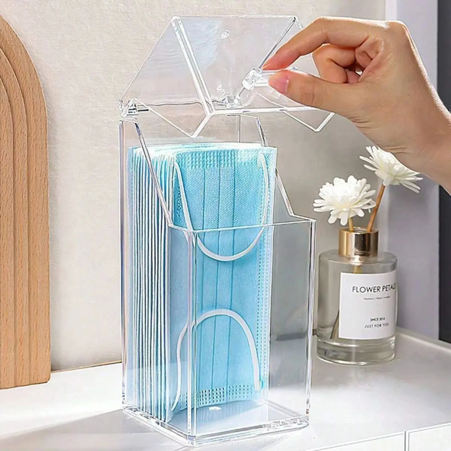 Efficiently Organize Your Beauty Products with Stylish Transparent Makeup Brush Cosmetic Holder Cup - Keep Lipstick Box Neat and