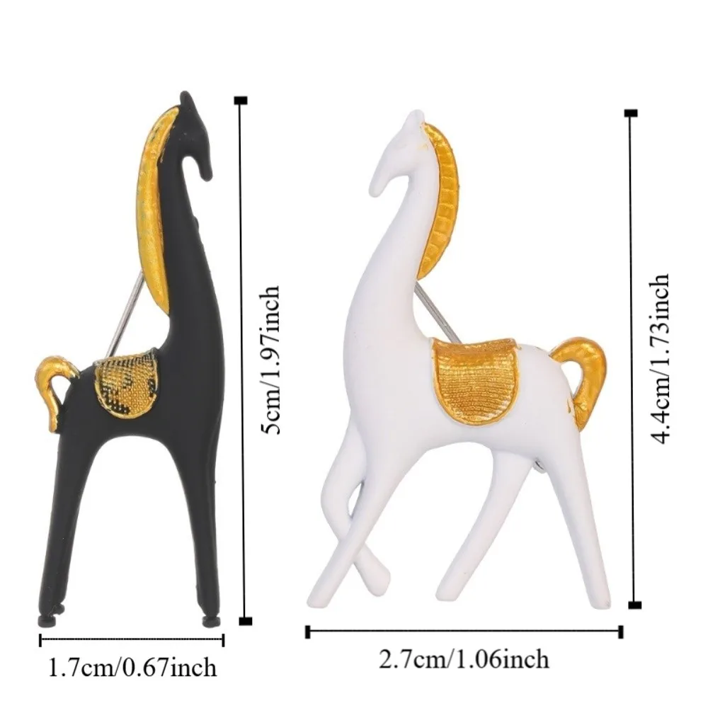 الحيوان الإبداعية الحصان دبابيس أنيقة شخصية زودياك الحصان دبابيس خمر مجوهرات المهر شارة دبوس الرجال دعوى الملحقات