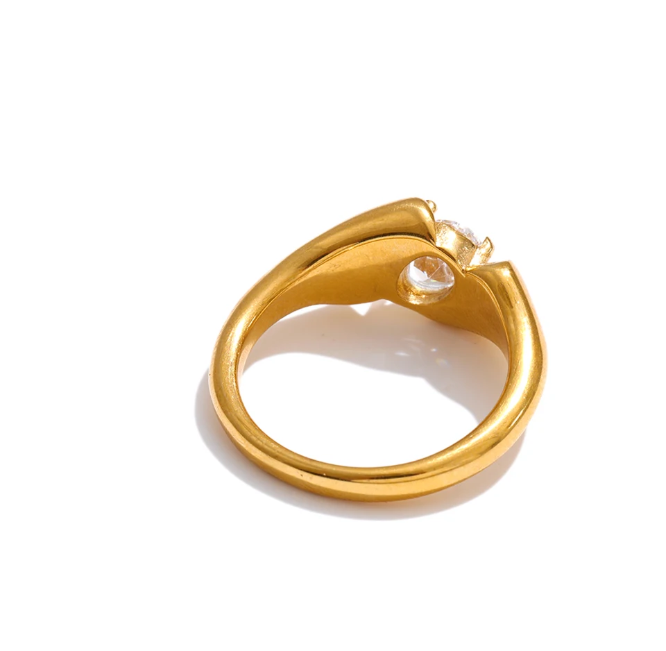 Yhpup Größe 678 Edelstahlring mit glänzendem Zirkonia-Guss, 18 Karat Goldfarbe, PVD-beschichtet, bezaubernder Fingerschmuck – Detail 3