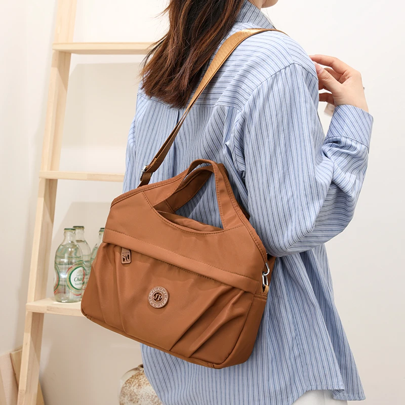 Damen-Handtasche mit großem Fassungsvermögen, leichte Nylon-Umhängetasche, Handtasche, Crossbody-Tasche, Tragetasche für den täglichen Gebrauch – Detail 10