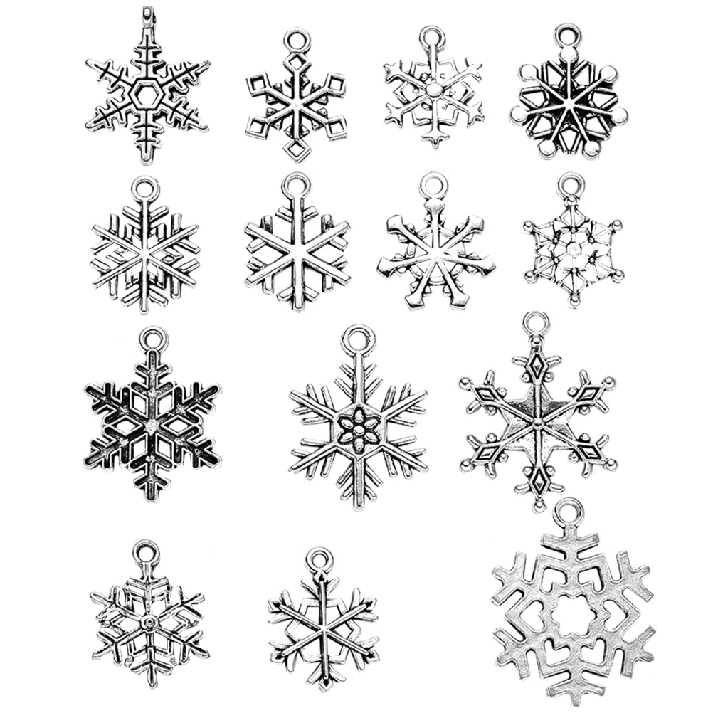 

70 шт., подвески в виде снежинок