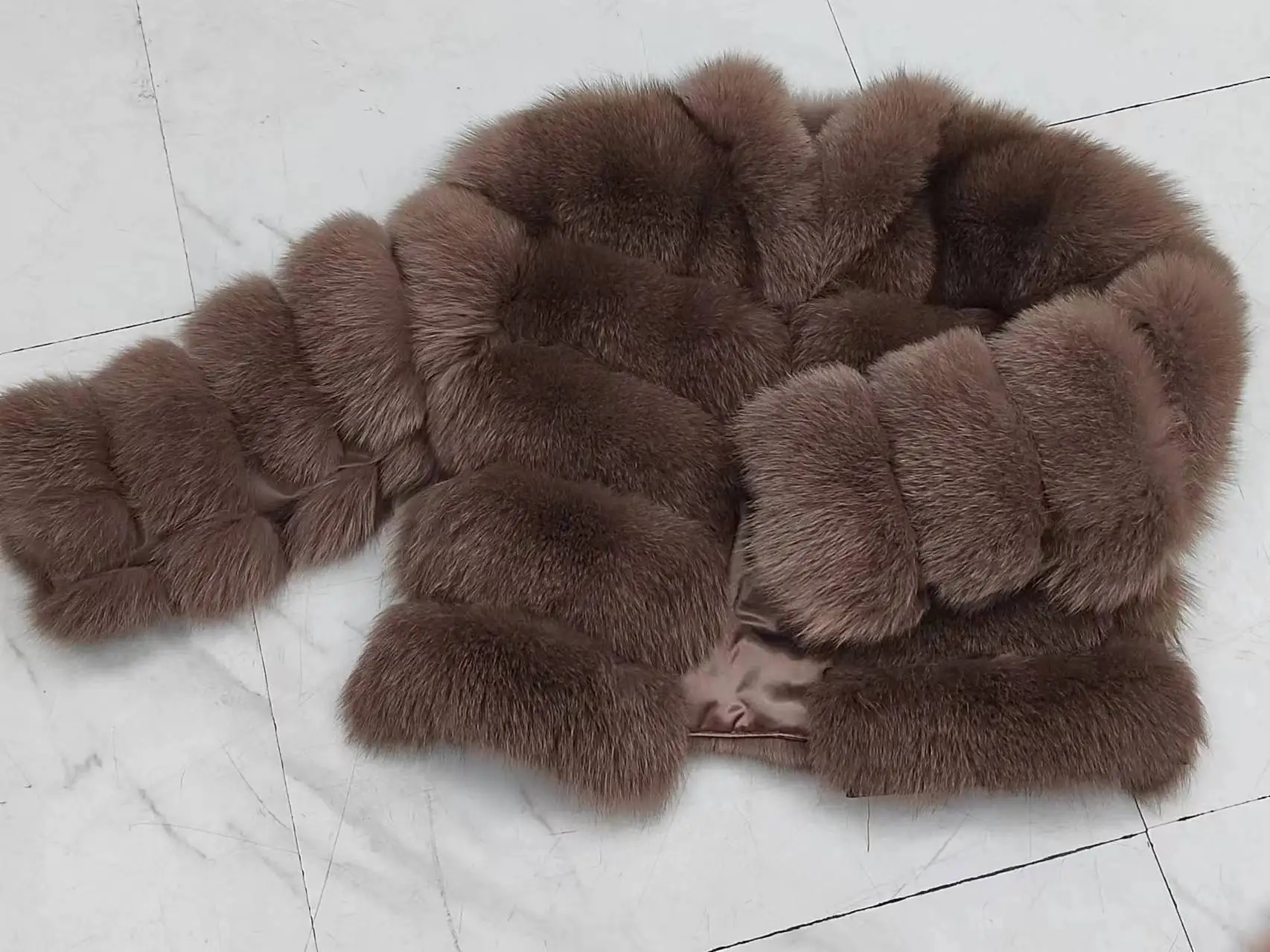 2024 Winter New Fur Jacket Real Fox Fur Fur Jacket Short Women\'s Long Sleeve Winter Warm Fur Jacket Coat