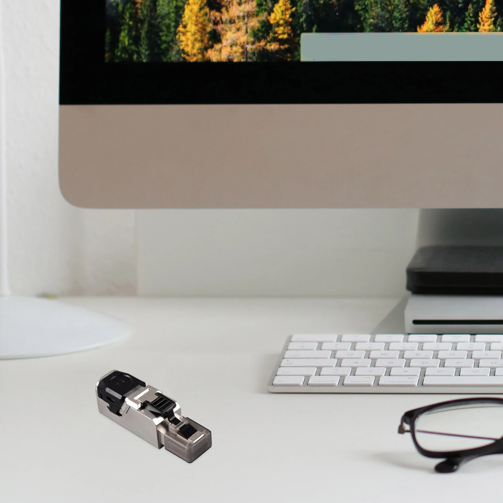 

Crimp-free Modular Connectors Shielded Cat6A Ethernet Plugs Tools-free 10Gbps Network Cable Adapter Laptop Router Desktop
