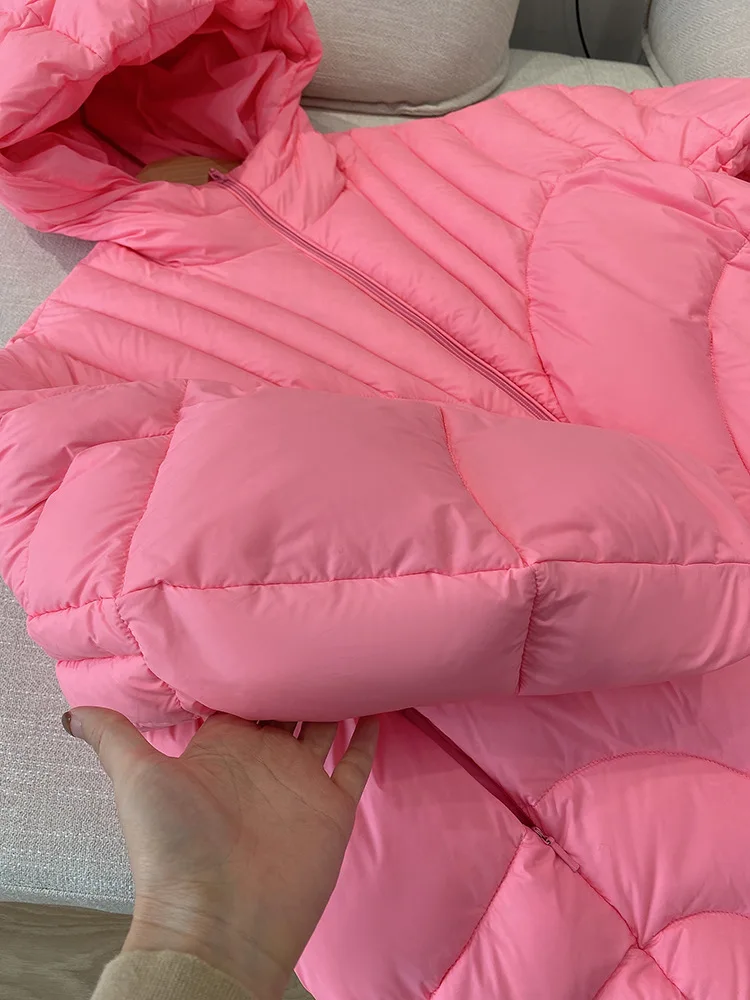 Ultralight Warm Hooded Down Jacket Women Puffer Parkas 2025 New High-end Simple Cocoon Type Oversize Winter Down Coats Female