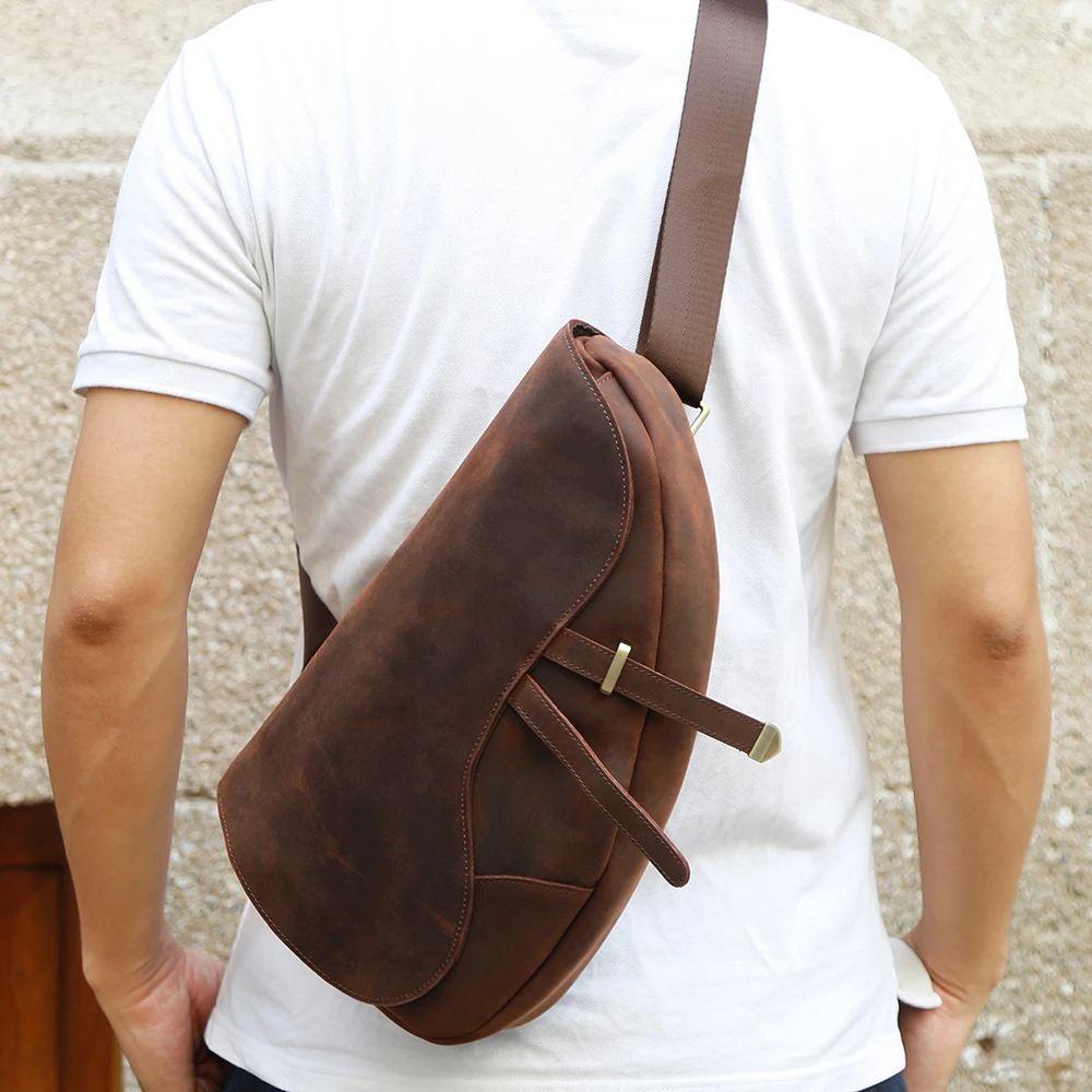 New Crazy Horse Leather Crossbody Bag  Men's Retro Large Capacity Saddle Bag Outdoor Casual Leather Chest Bag For Mens