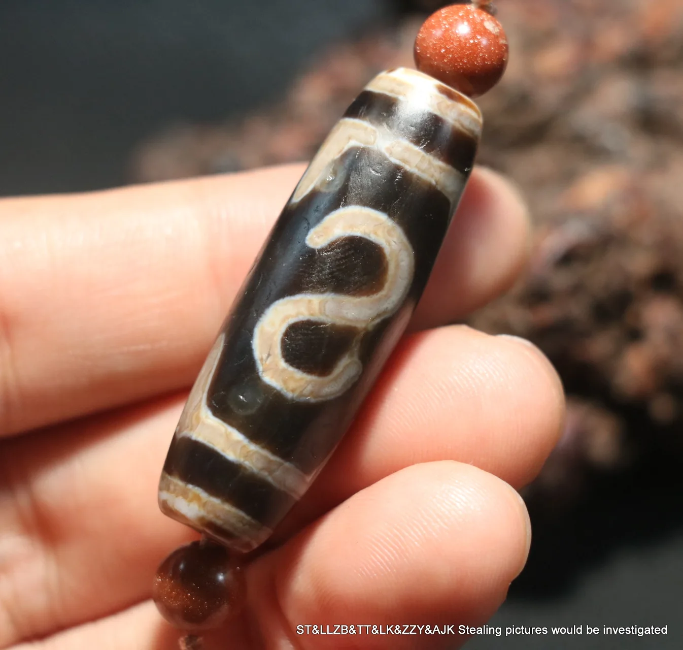 

Unique Pattern Tibetan Old Agate S Money Hook Rich Coin dZi Bead Amulet 43MM 4A+LKbrother Talisman Treasure