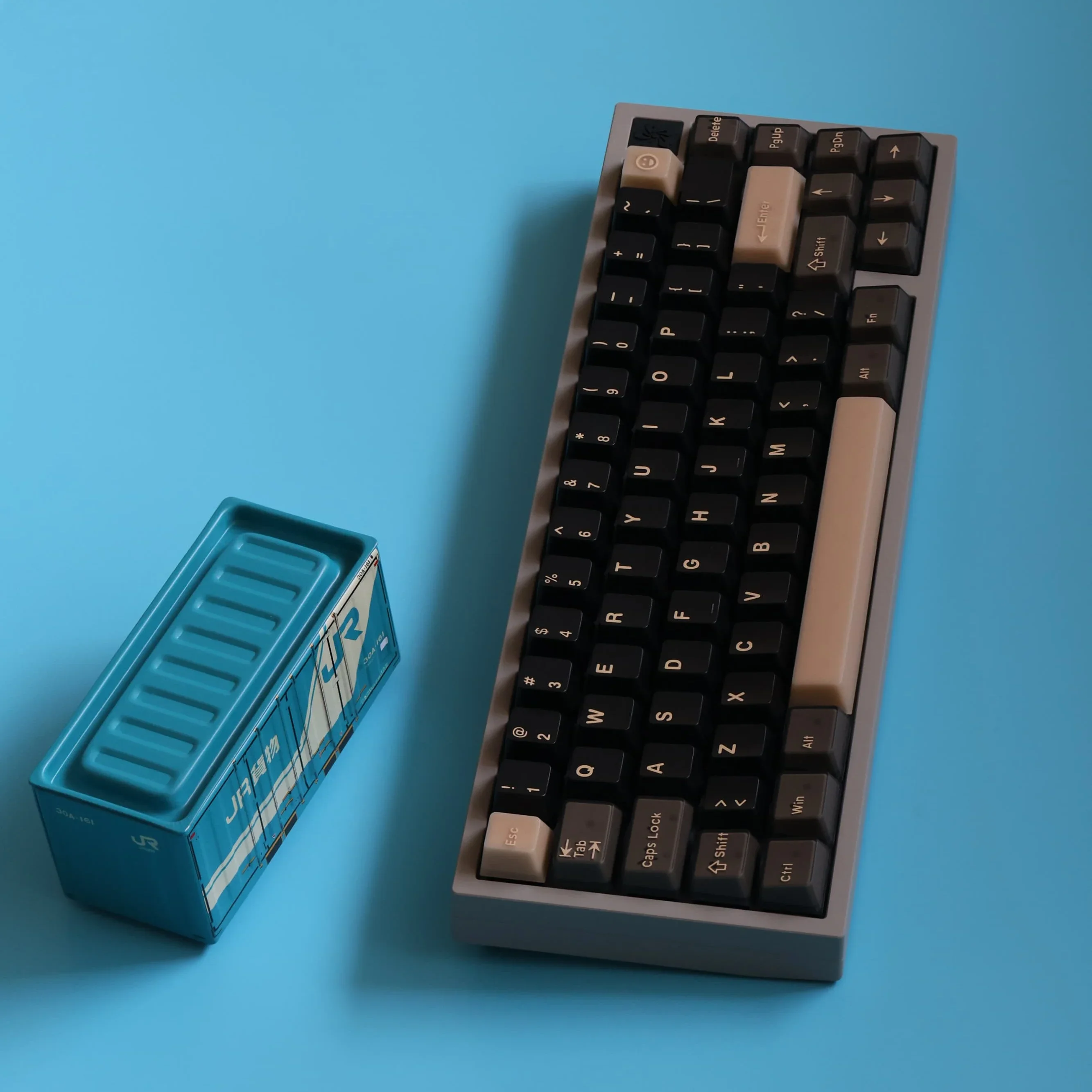 

Розовая чайка/коричневая ape, полупрозрачная механическая клавиатура, колпачок 163 клавиш, полный набор PBT + ПК, двухцветная, оригинальная высота