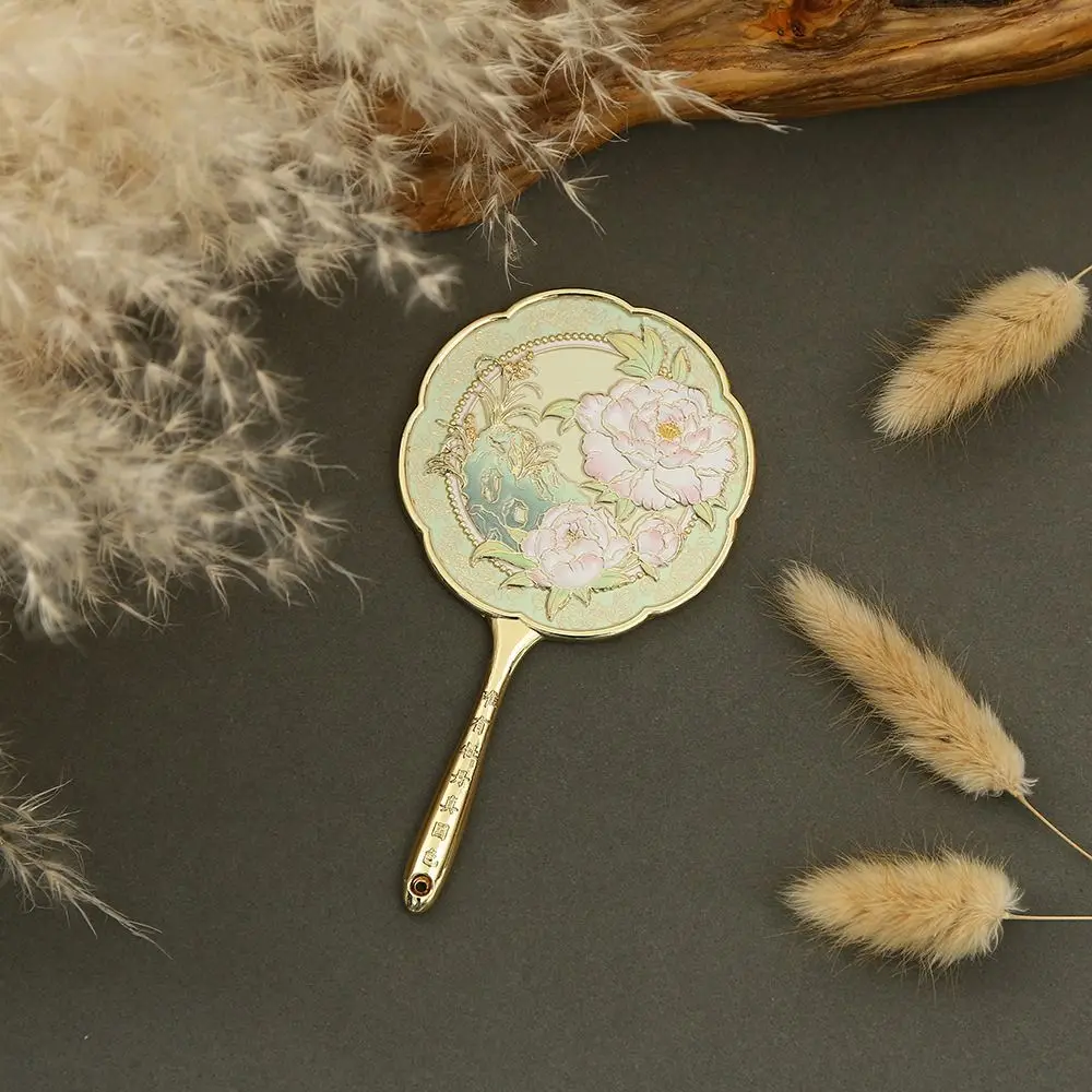 빈티지 중국 스타일 금속 거울 휴대용 섬세한 꽃무늬 손거울 화장 도구 모란 포켓 메이크업 거울 여행용