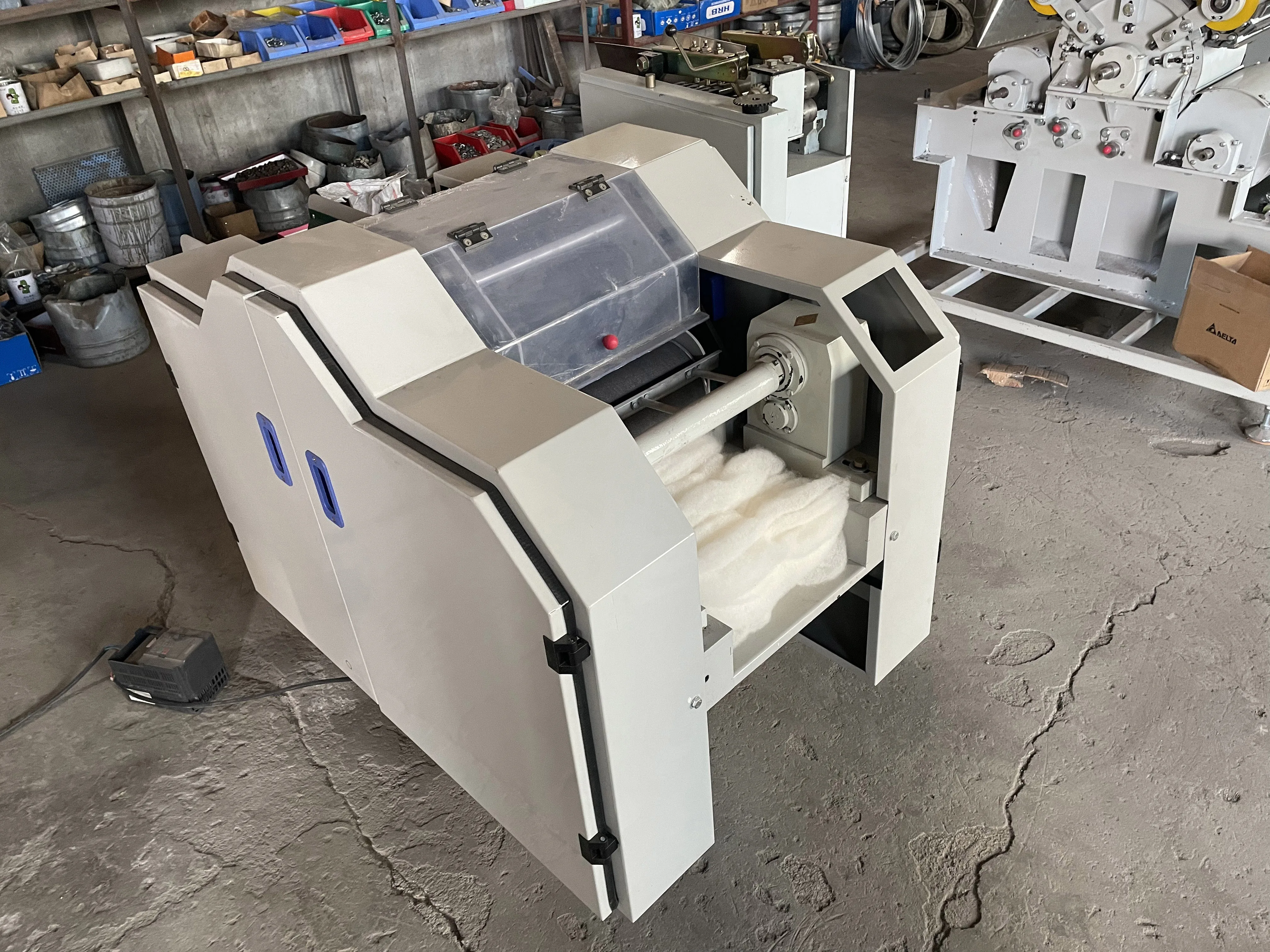 Nuove macchine per prodotti tessili domestici che pettono la macchina per campioni