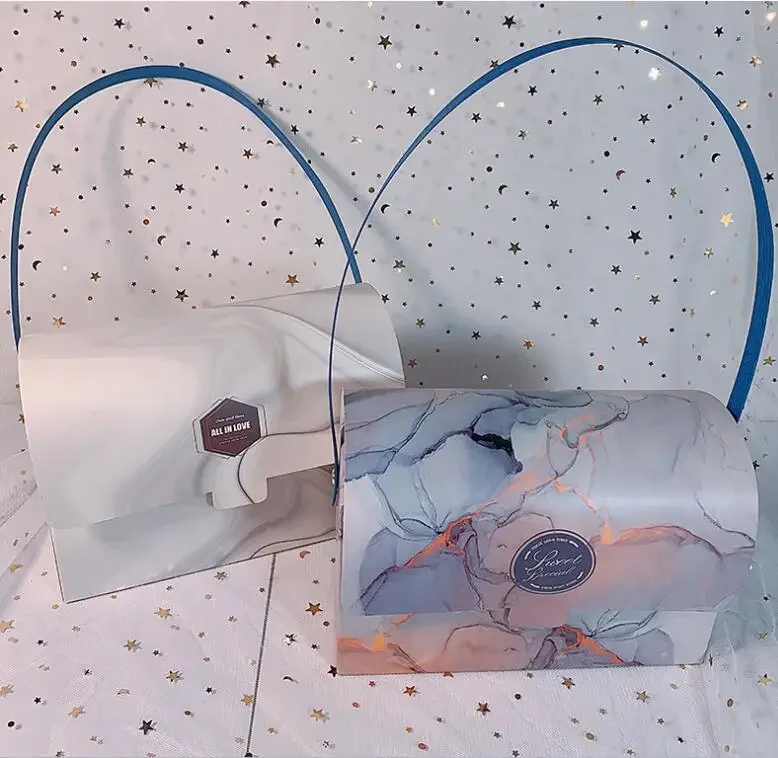 

30pcs Wedding Gift Bag For Candy Party Favor Sweet Boxes Chocolate Paper Box With Handle Souvenir Packaging