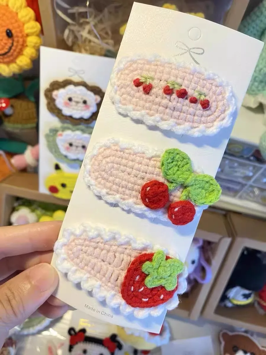 

Вязаные крючком заколки для волос, пряжа ручной работы, цветочная вышивка, свежие милые заколки для боковой челки, яркий цвет, нескользящий набор из 1 шт.