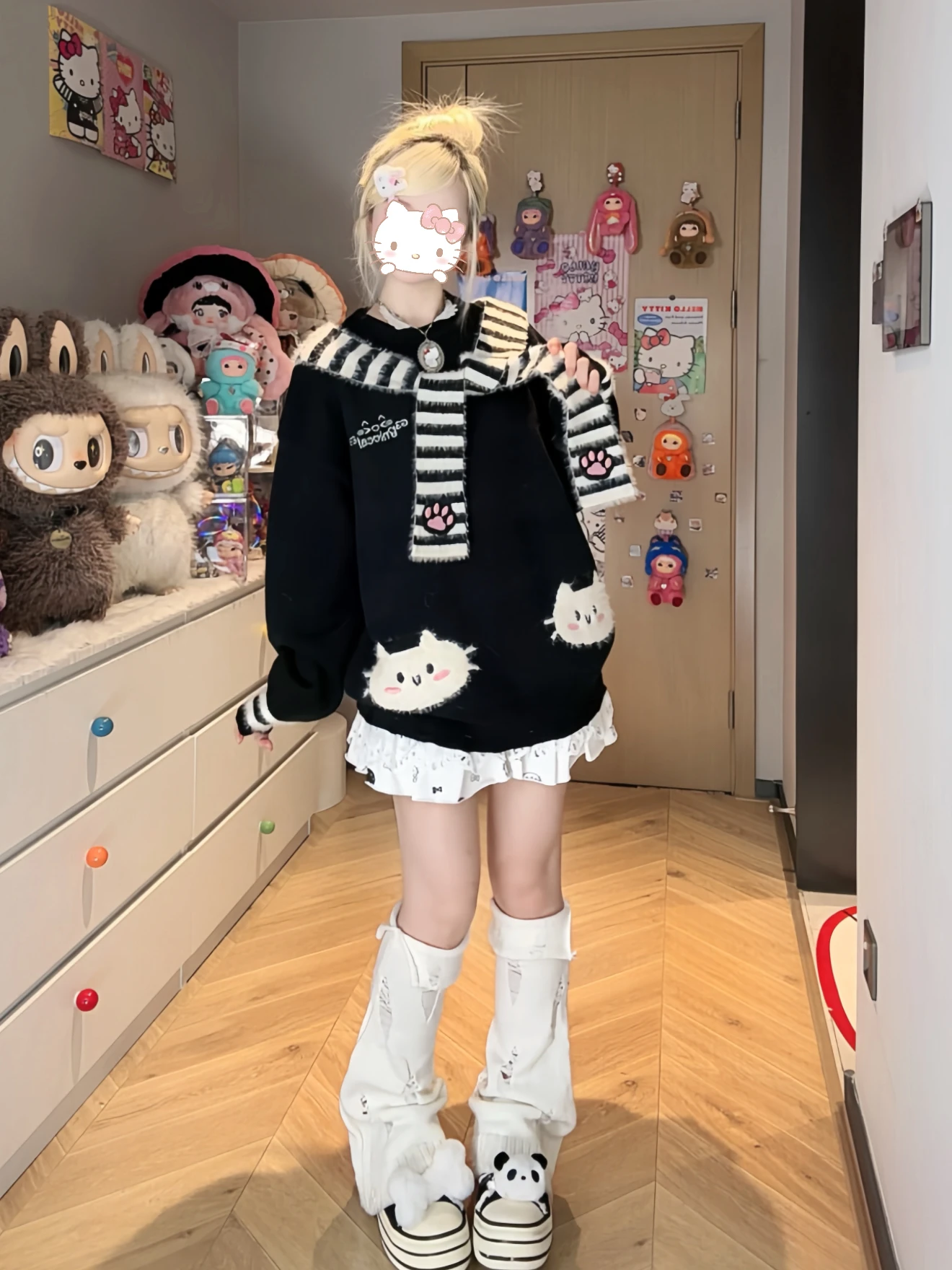 かわいいプルオーバーセーター女性のための秋と冬漫画刺繍ショールラウンドネック長袖ルーズフィット暖かいトップ