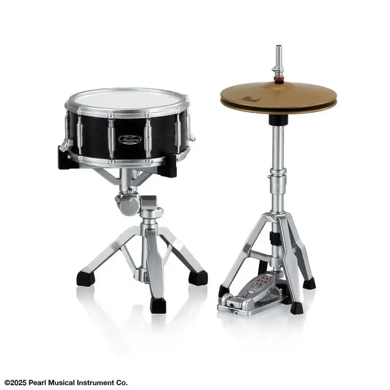 Disponibile Set di batteria in miniatura Bandai Pearl Drums - Autentico display per batteria Gashapon Band e jazz, da collezione con licenza ufficiale