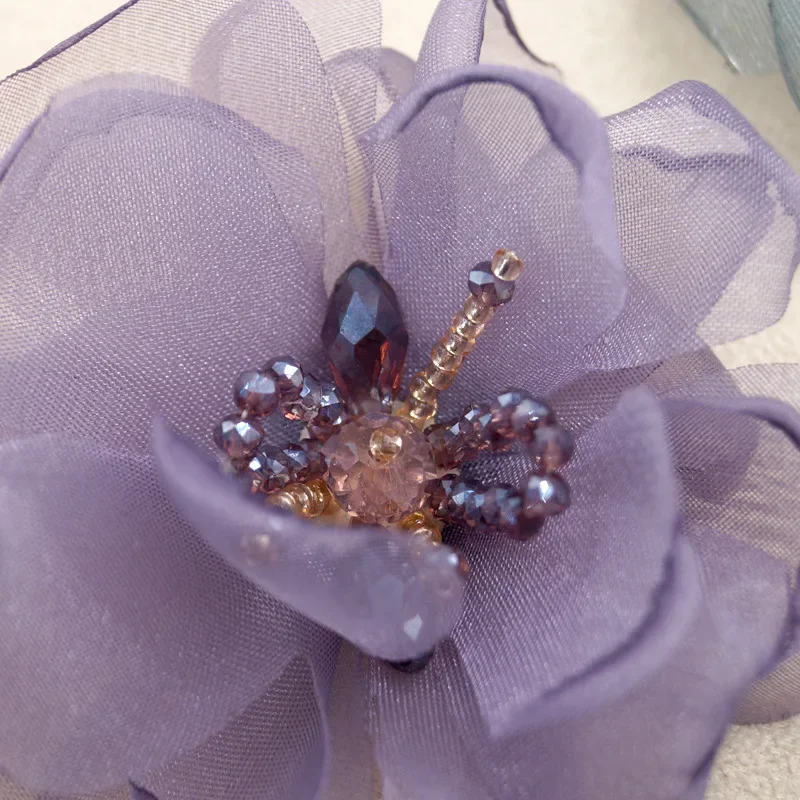 Korean Cloth Yarn Flower Brooch Pin Rhinestone Corsage Clothes Dress Coat Brooches Shawl Cardigan Buckle Pins for Women Jewelry