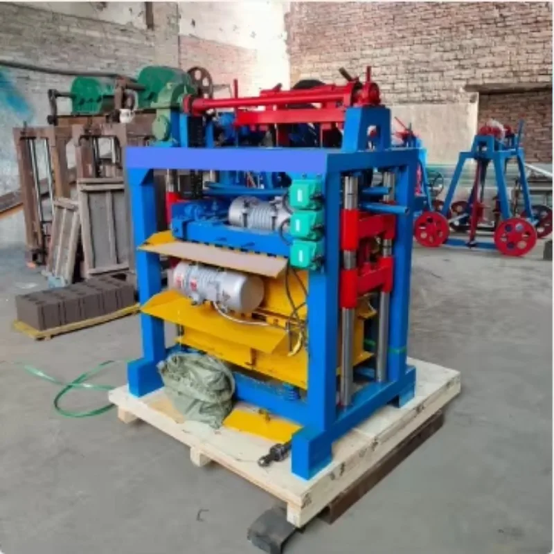 Customized Hot Selling Construction Equipment Concrete Brick Making Machinery Cement Sand Block Machinery Hollow Block Making Ma