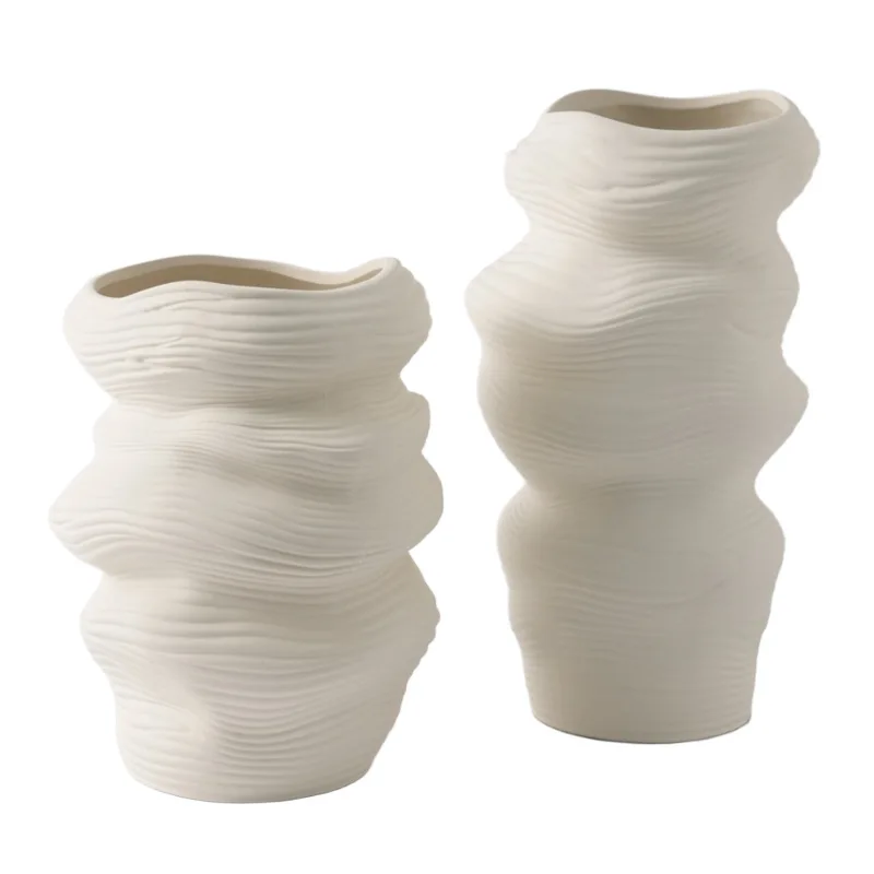 

Modern simple irregular fresh ceramic flower ornament