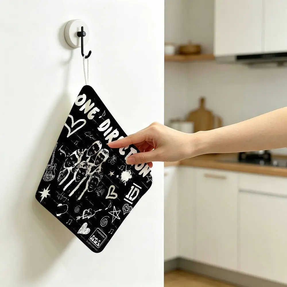 O-One Band Directions Polyester Cotton Hanging Kitchen Towel, Skin Friendly Hand Wiping Towel for Hotel Cafe Household