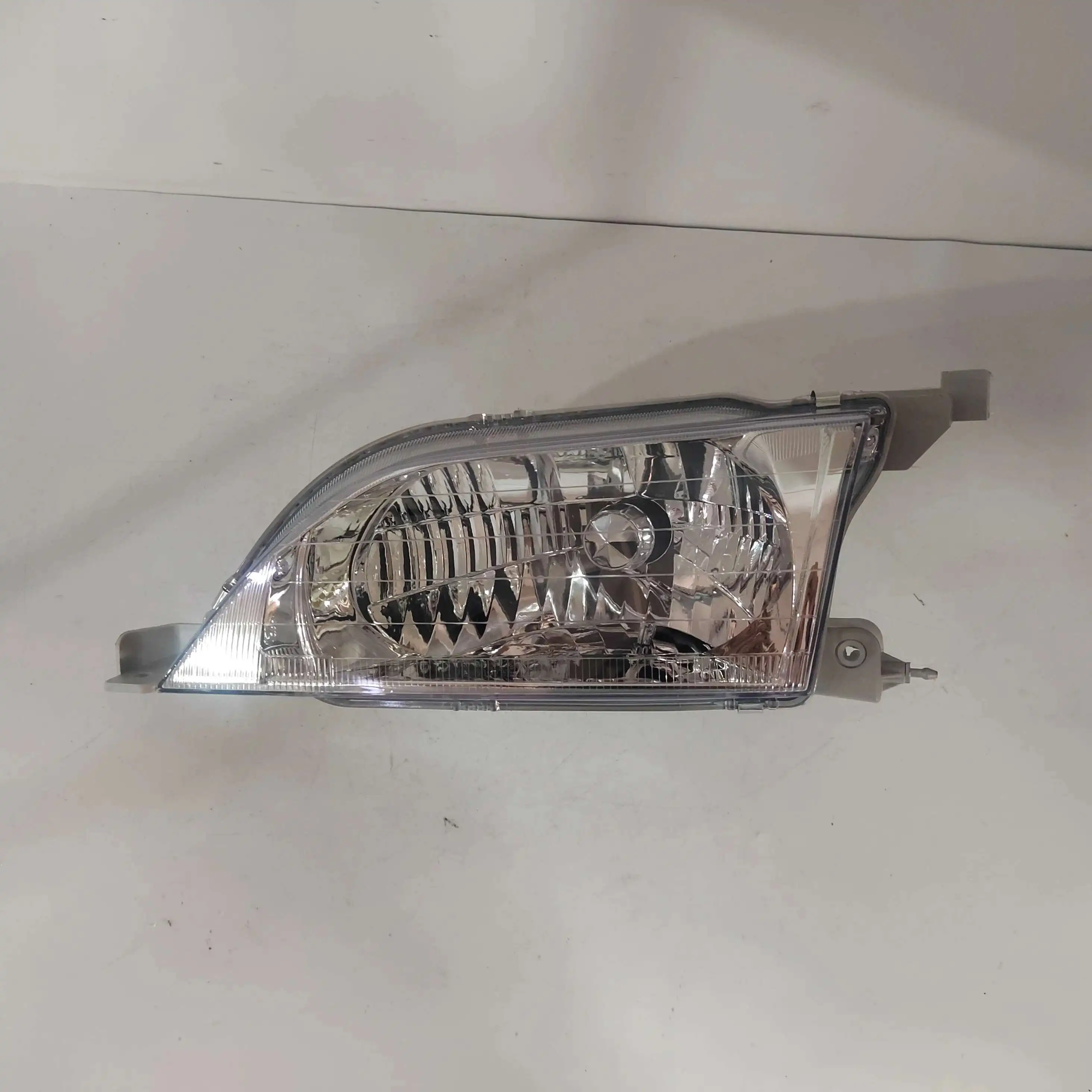 Автомобильные фары для Toyota VISTA SV40 SV41 Crystal 1996, 1997, 1998, 1999, 2000, пара Автомобильные фары для Toyota VISTA SV40 SV41 Crystal 1996, 1997, 1998, 1999, 2000, пара