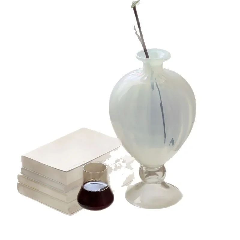 Creative retro imitation milk white wind lamp, glass vase home jewelry home flower arrangement device