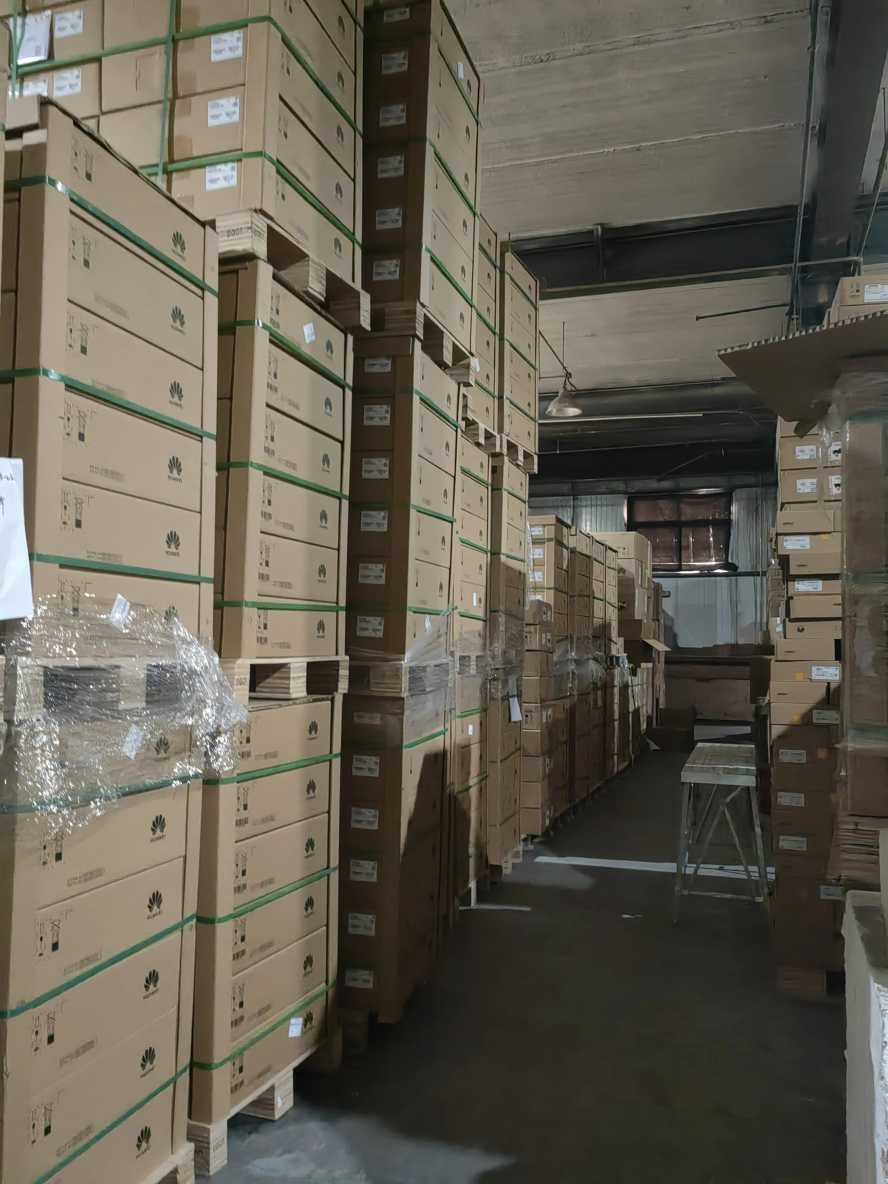 Del EMC Unity XT300 Гибридная вспышка Все хранилище флэш-памяти XT400 XT350F XT450F XT550F Сетевой сервер памяти