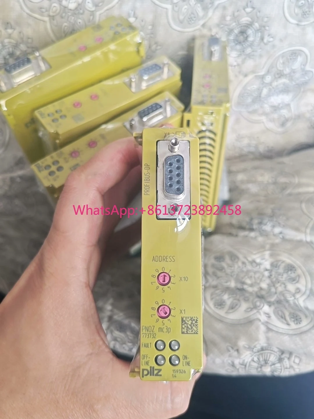 

Pilz mc3p 773732 safety relay module in Stock