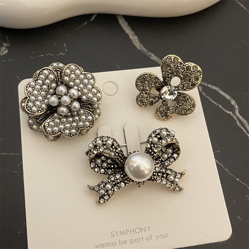 Elegant Women Girls Classic Exquistie Bow Cross Pearl Crytal Brooches Badges Set Fashion Lady Vintage High Quality Jewelry Pins