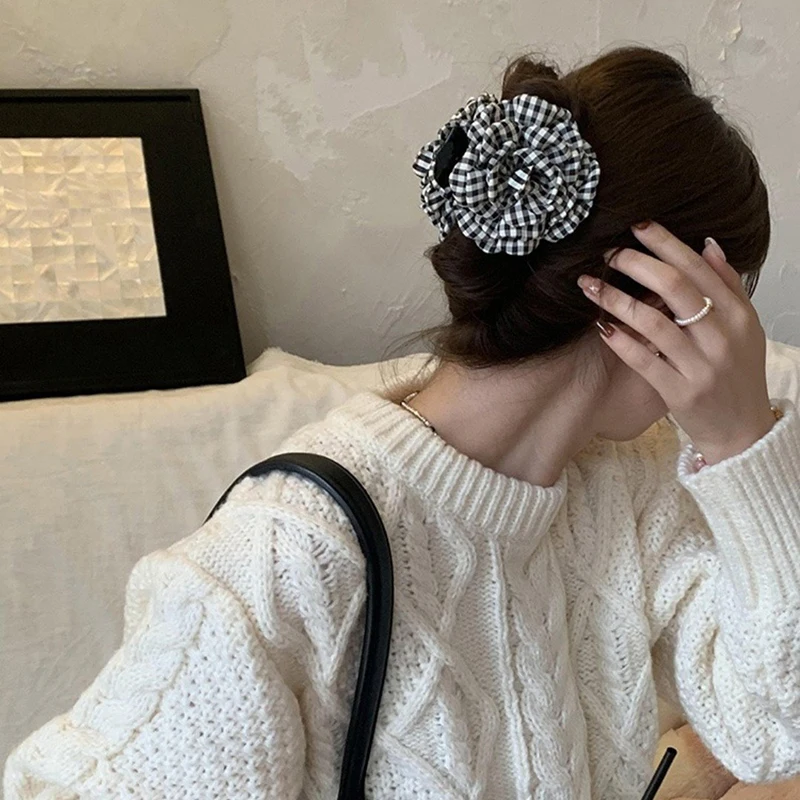 달콤한 절묘한 격자 무늬 꽃 헤어 클립 여자를위한 우아한 유행 상어 클립 여자 간단한 다목적 헤어 액세서리 선물