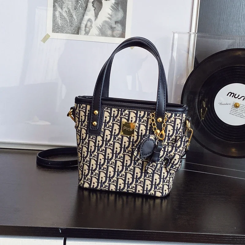 حقيبة كتف جلدية عصرية فاخرة للنساء، حقيبة يد يومية أنيقة، حقيبة كروس كلاسيكية #3