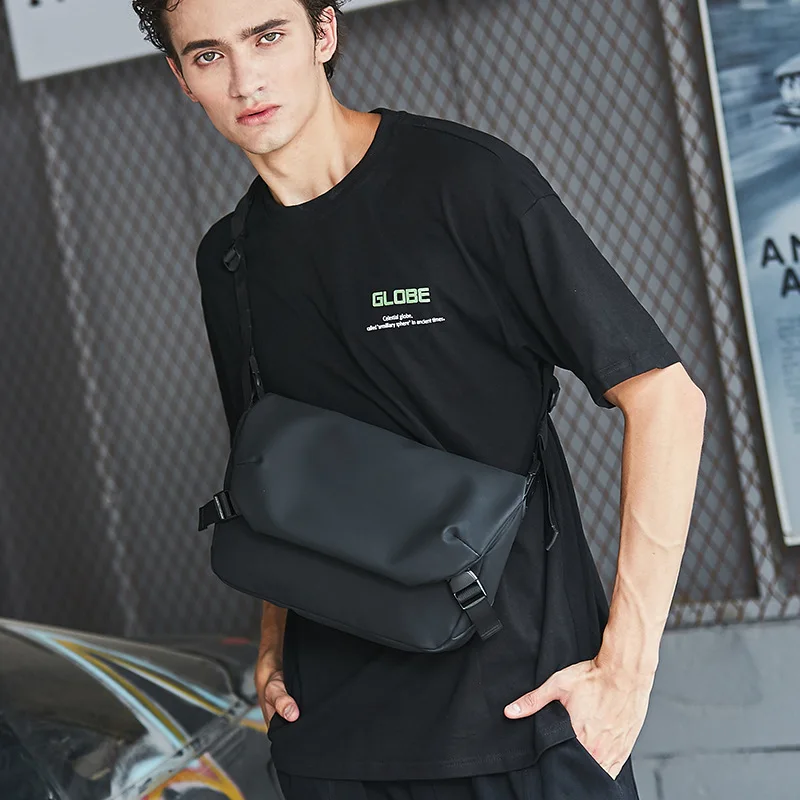 Men's Fashion Nylon Fabric Shoulder Bag Minimalist lightweight Trend Work Commute Messenger Bag Casual Satchel Crossbody Bags
