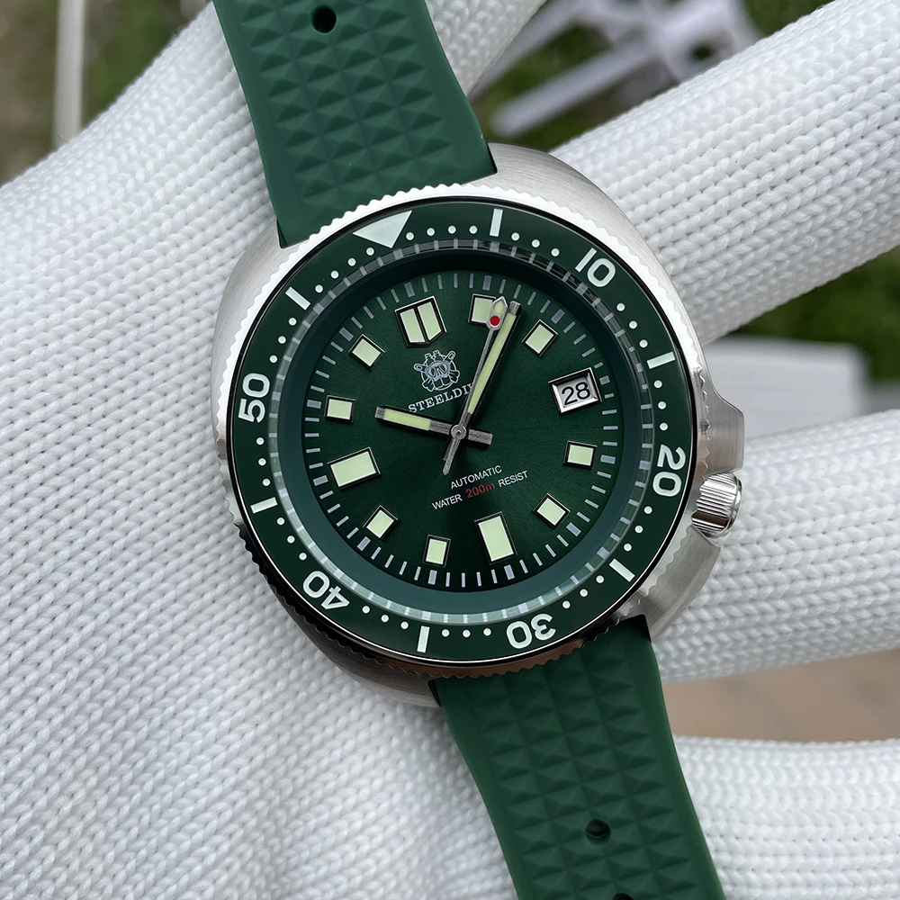 STEELDIVE SD1970 Automatic Mechanical Diver Watch Captain Willard NH35 Watches TURTLE Homage Water Resistant 200M Dive Watch Men image 3