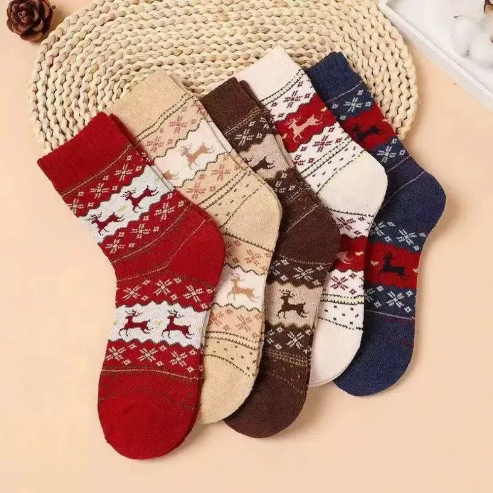 Thickened Medium Tube Socks Christmas Deer Cotton Socks Women's Christmas Socks Warm Winter Thick Terry Jacquard Hosiery