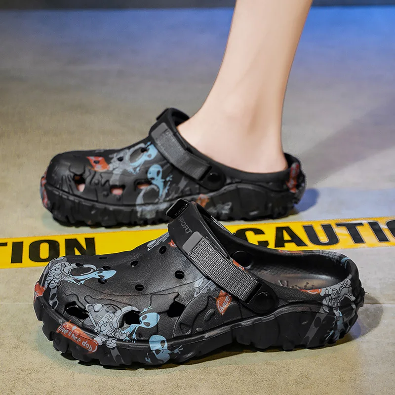 Men's Breathable EVA Water Shoes Non-Slip Quick-Dry Outdoor Sandals Lightweight Beach Slippers for Hiking Fishing Comfortable