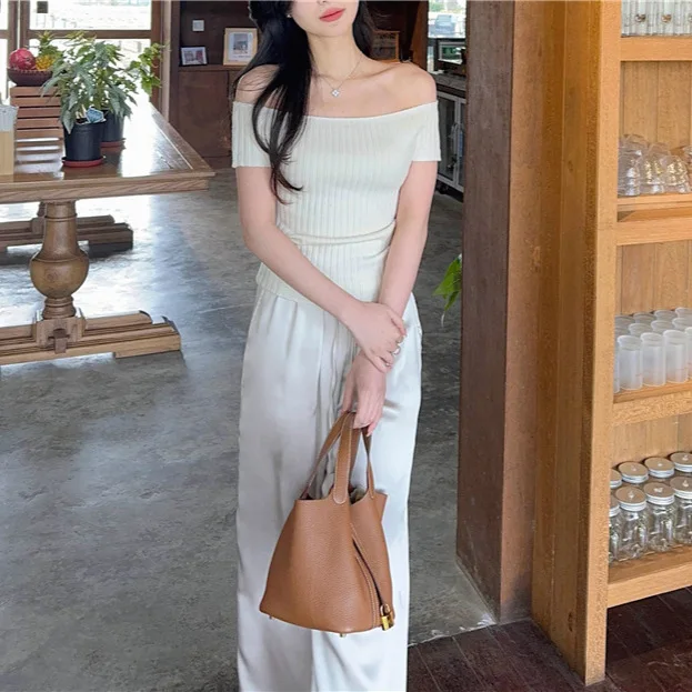 

7587 Summer Korean Style Pure Desire Lady Off-Shoulder Ribbed Slim Fit Short Sleeve Knitted Top For Women