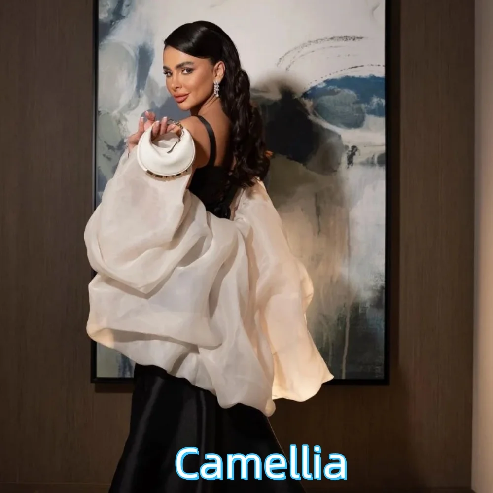 Maßgeschneidertes, exquisites, mit Perlen verziertes Abendkleid, bezauberndes Spaghettiträger-Abschlussballkleid, sexy Partykleid mit V-Ausschnitt, فسات Sierra •