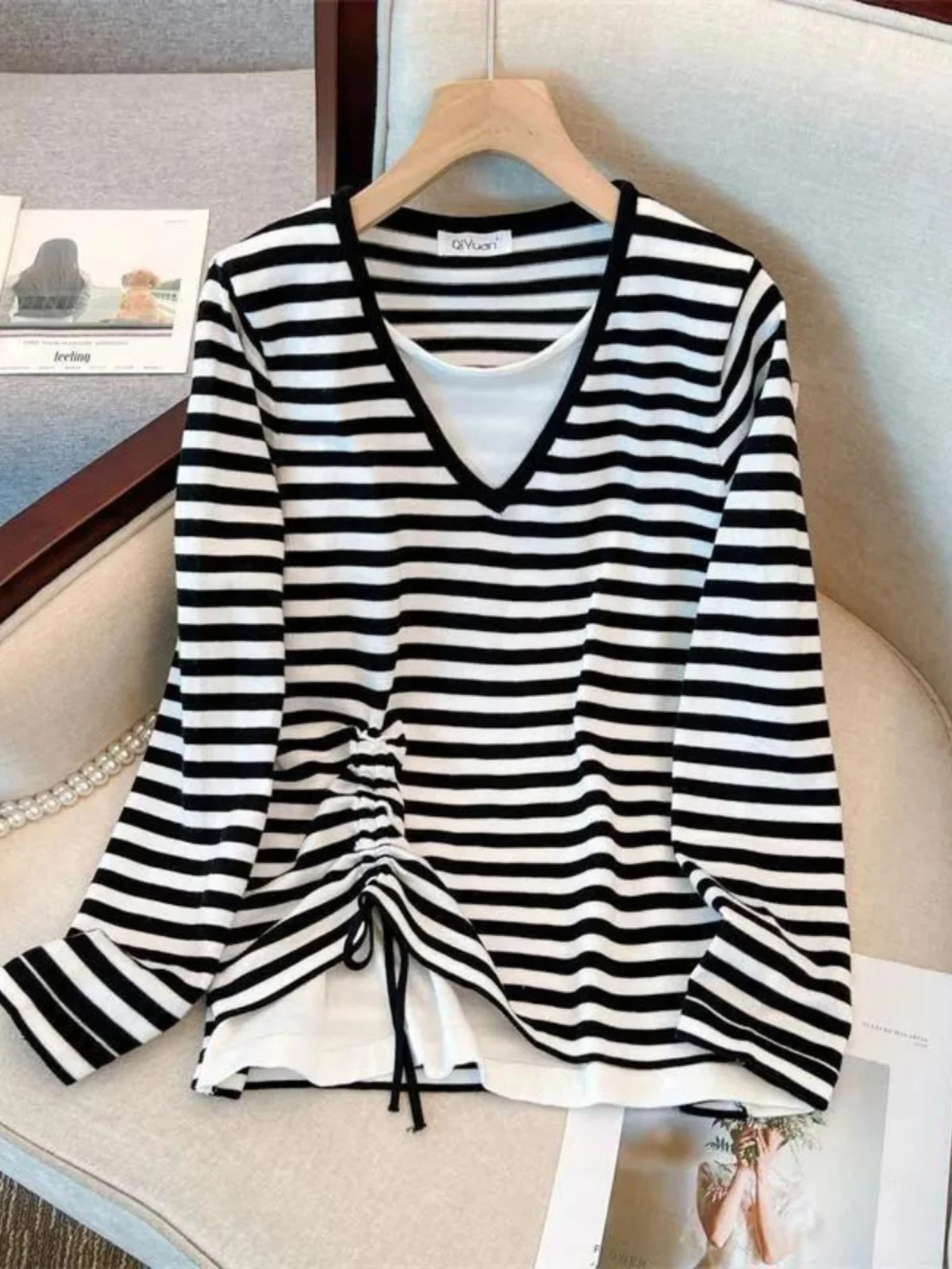 เสื้อยืดทรงหลวมสไตล์เกาหลีสำหรับผู้หญิงไซส์ใหญ่ ช่วยพรางหน้าท้อง สายเดี่ยว ผ้าบางเบา เหมาะสำหรับฤดูใบไม้ผลิและฤดูใบไม้ร่วง