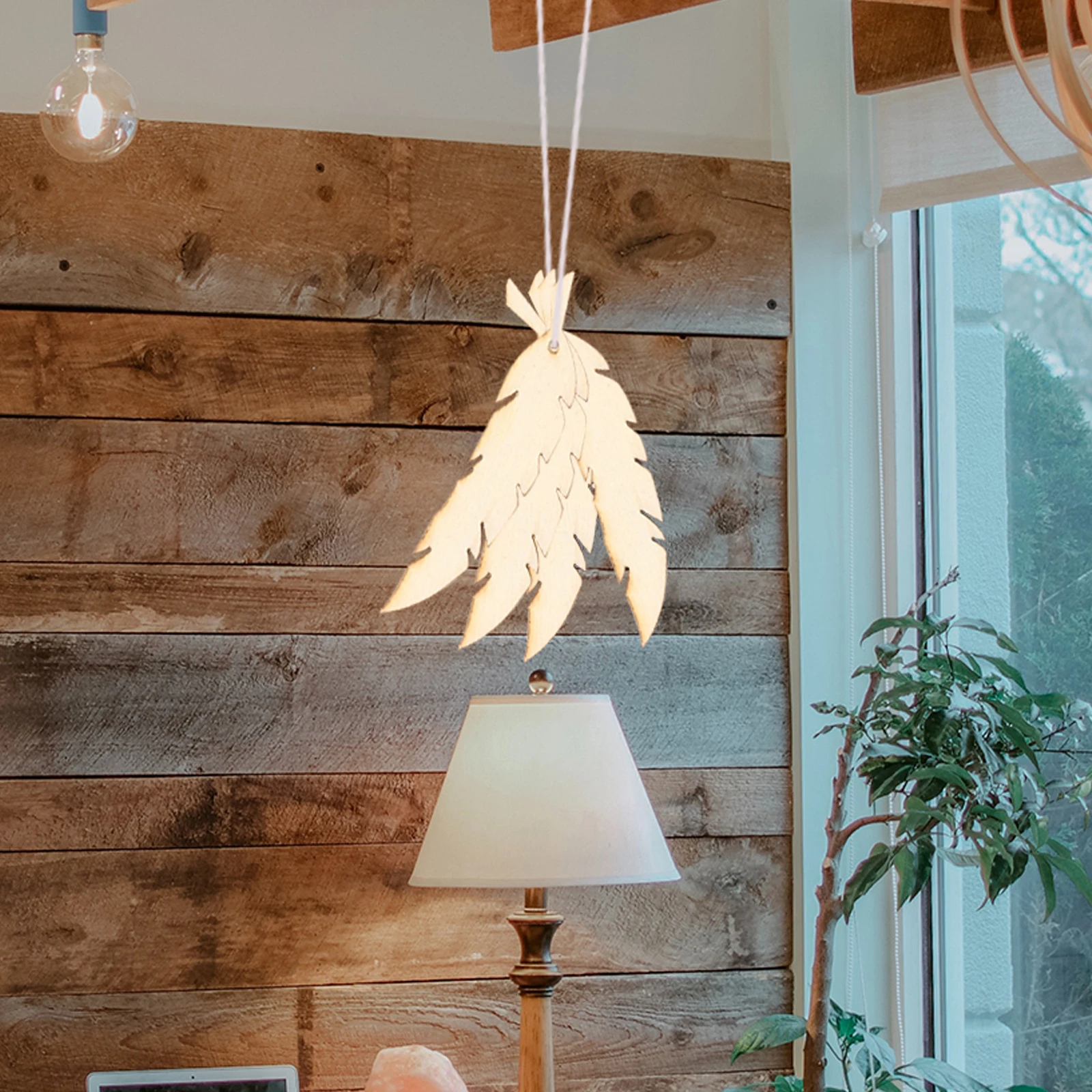 

100pcs Wooden Pendant Home Decoration Hanging Ornament Wall Plant Dream Catcher Bedroom Sitting Room DIY Craft Gift
