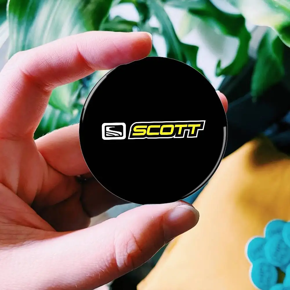 S-Scott Bike logo Creative Pins Funny Round Snap-in Brooch Badge Backpack Hat Accessories Jewelry Gifts for Friend
